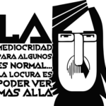 Diseño mediocridad remeras blancas